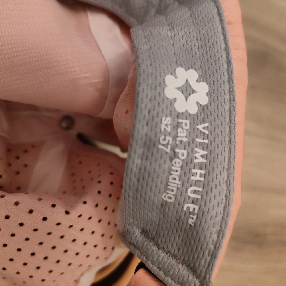 Vimhue Peach Perforated Cap - Picture 5 of 5